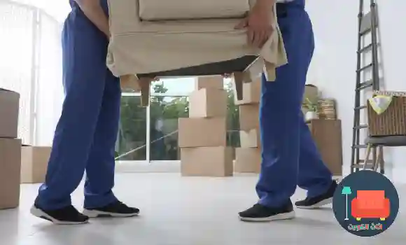 نقل عفش في سلوى مع تغليف الأثاث وحمايته أثناء التحميل والنقل