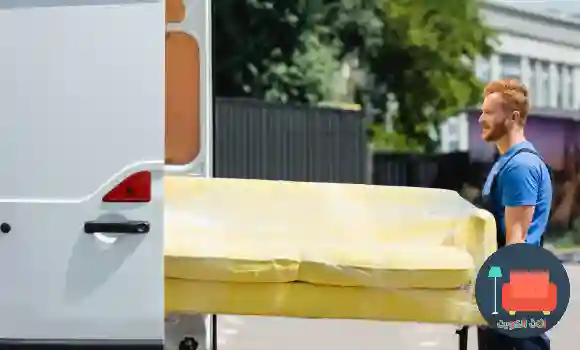 نقل عفش خيران باستخدام سيارات مجهزة وتغليف الأثاث بعناية لحمايته أثناء التحميل والنقل